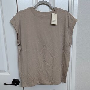 A New Day Women's Beige Short Sleeve Tee